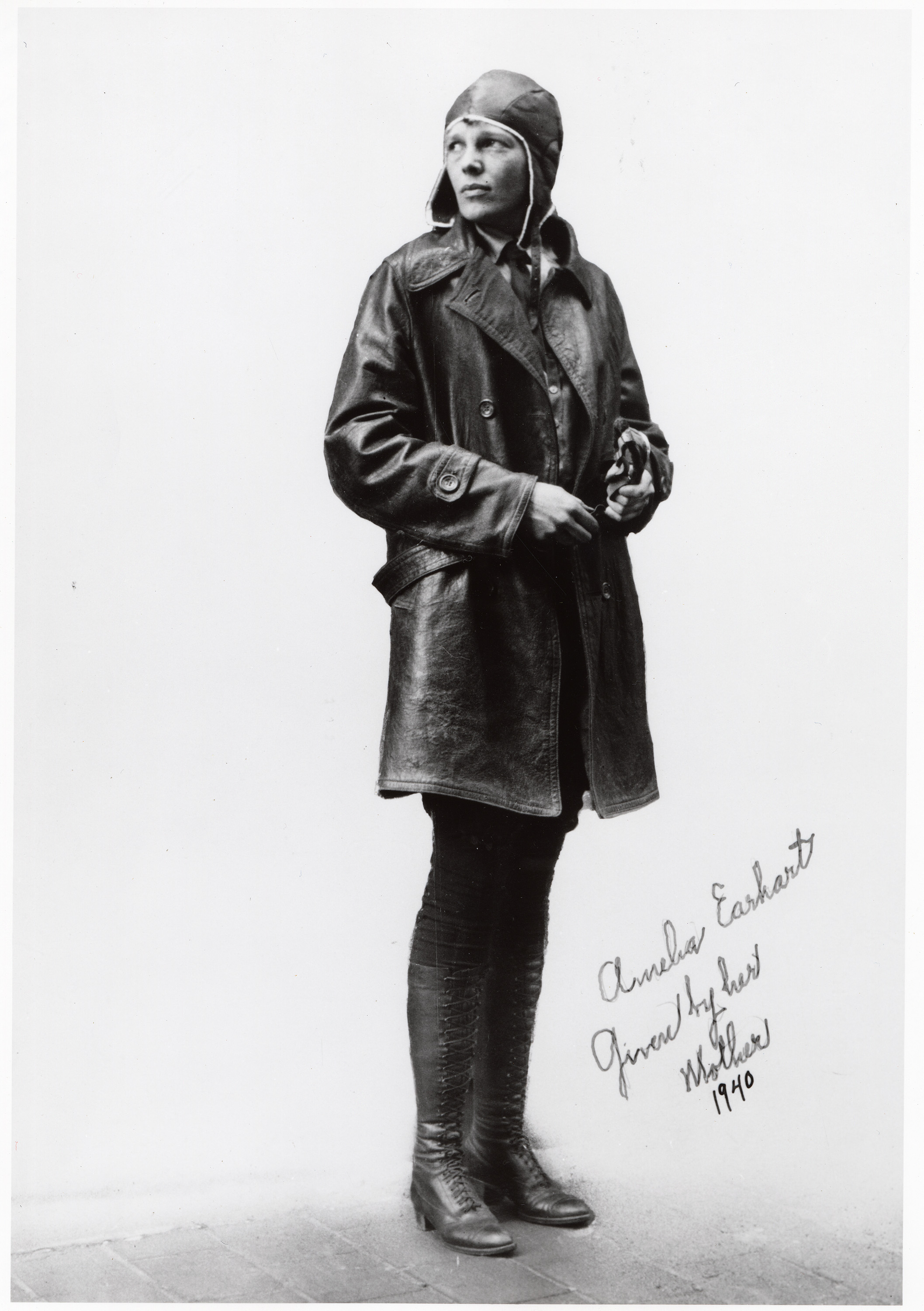 Amelia Earhart Signed Photograph