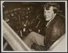 An outstanding picture of 1937 – tragedy. Photo by Acme Newspictures, Inc., 1937 Dec. 15.